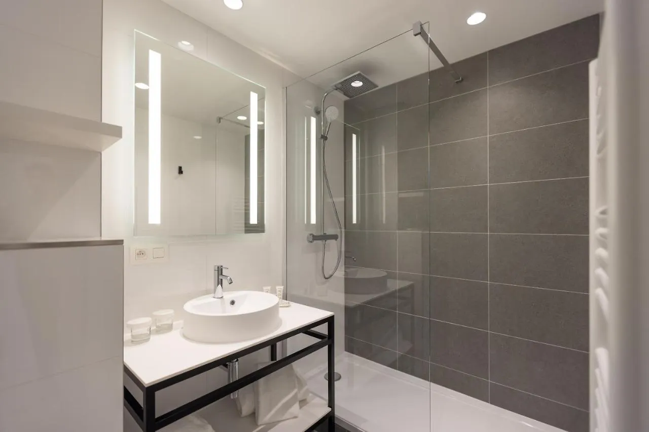 Hotel Riva Art & Spa 멍똥