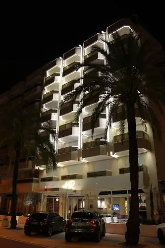Hotel Riva Art & Spa 멍똥